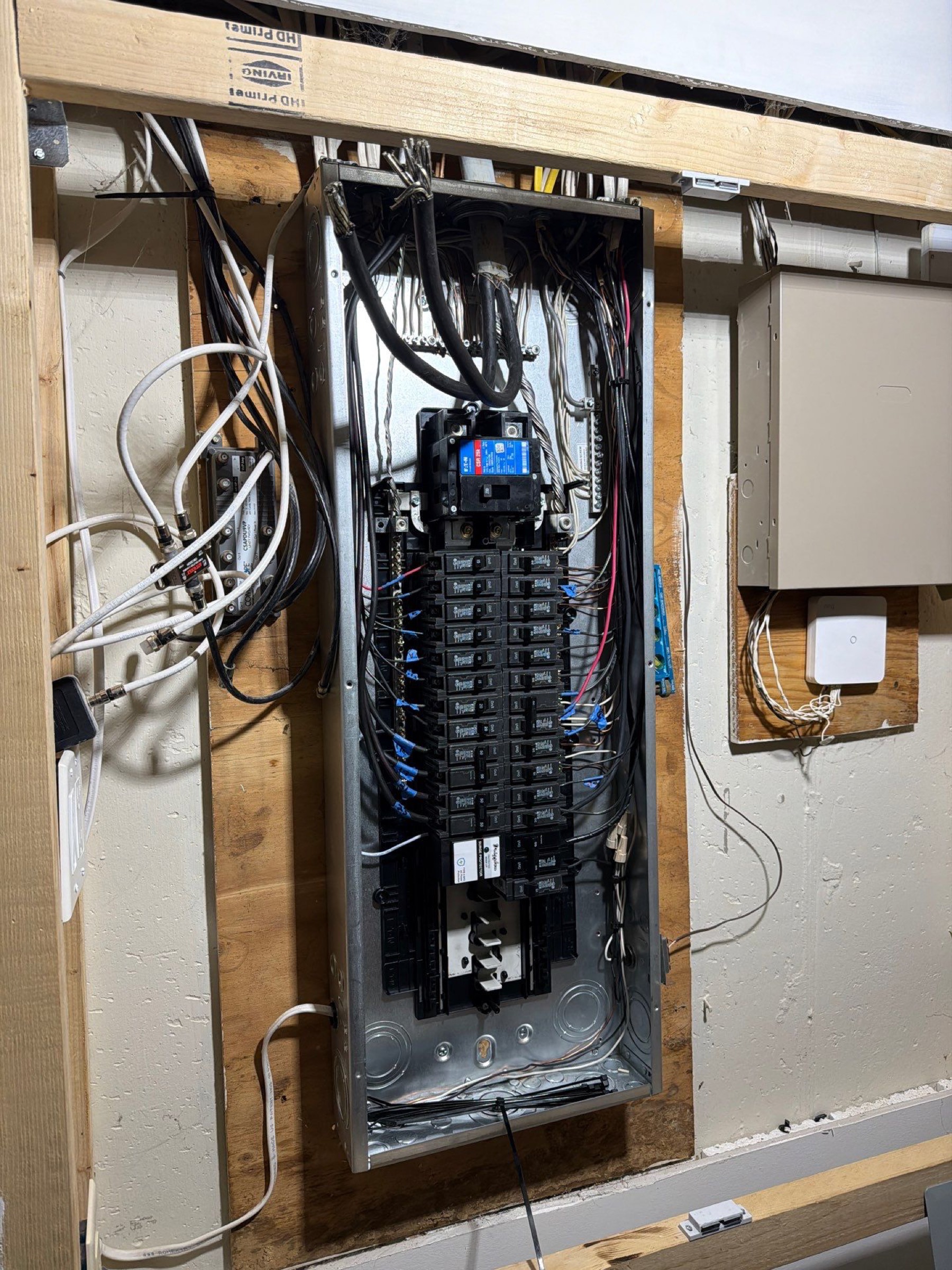 New meter base installation